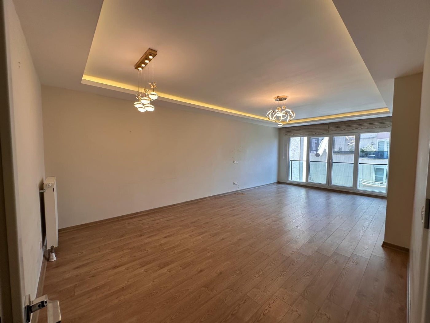 İstanbul Beylikdüzü Merkezi Lokasyon Satılık 3+1 Daire